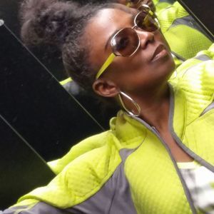 Meet your Posher, Vikki